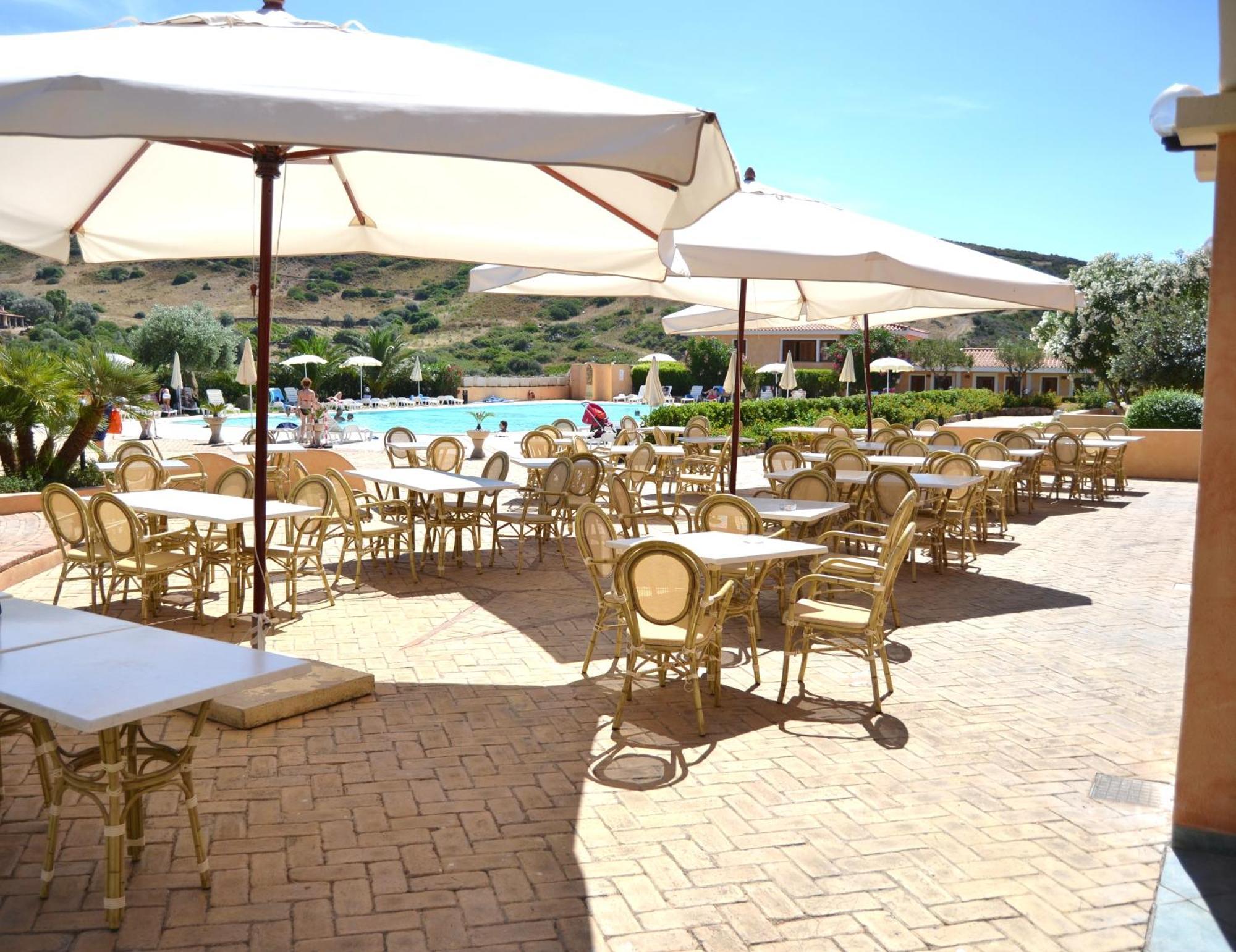 La Fenice Resort ออลเบีย ภายนอก รูปภาพ